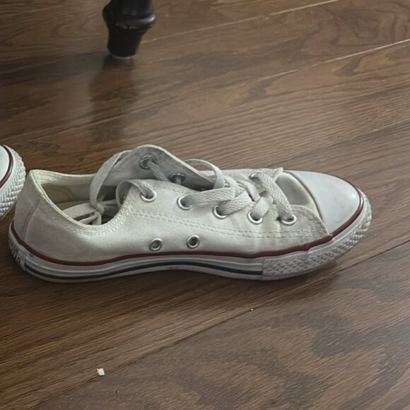 Women's Converse Shoes - Picture 6 of 6